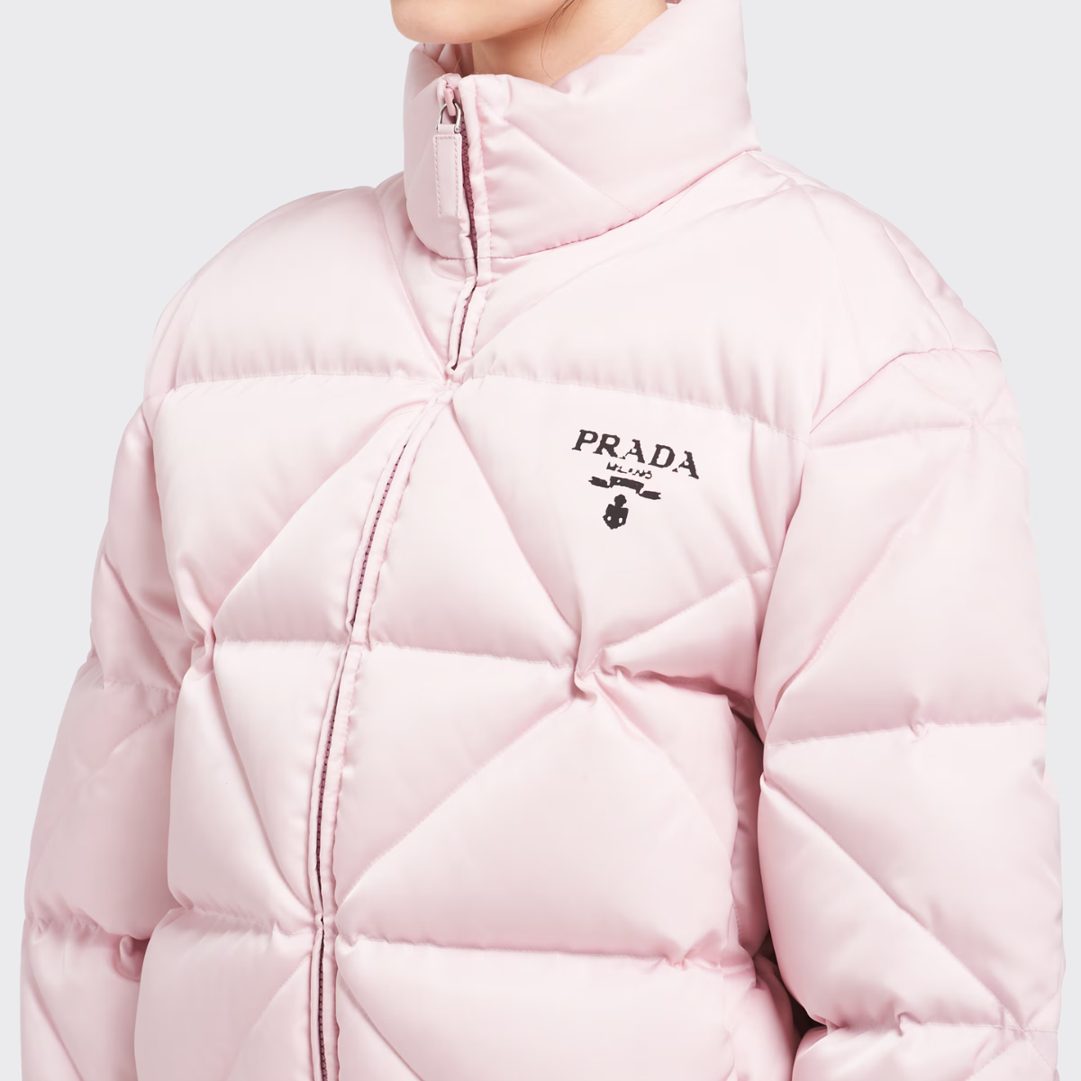 Re-Nylon Gabardine cropped down jacket – cropped down jacket Goose down padding Stand-up collar Long sleeves Elasticized – LUX VERSE Luxury Designer Fashion Outlet