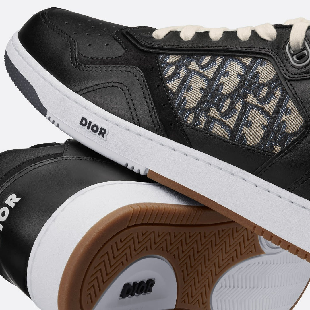 Low-Top Sneaker Black with Beige and Black Jacquard – crafted in black smooth calfskin, the style is adorned with beige and black Oblique – LUX VERSE Luxury Designer Fashion Outlet