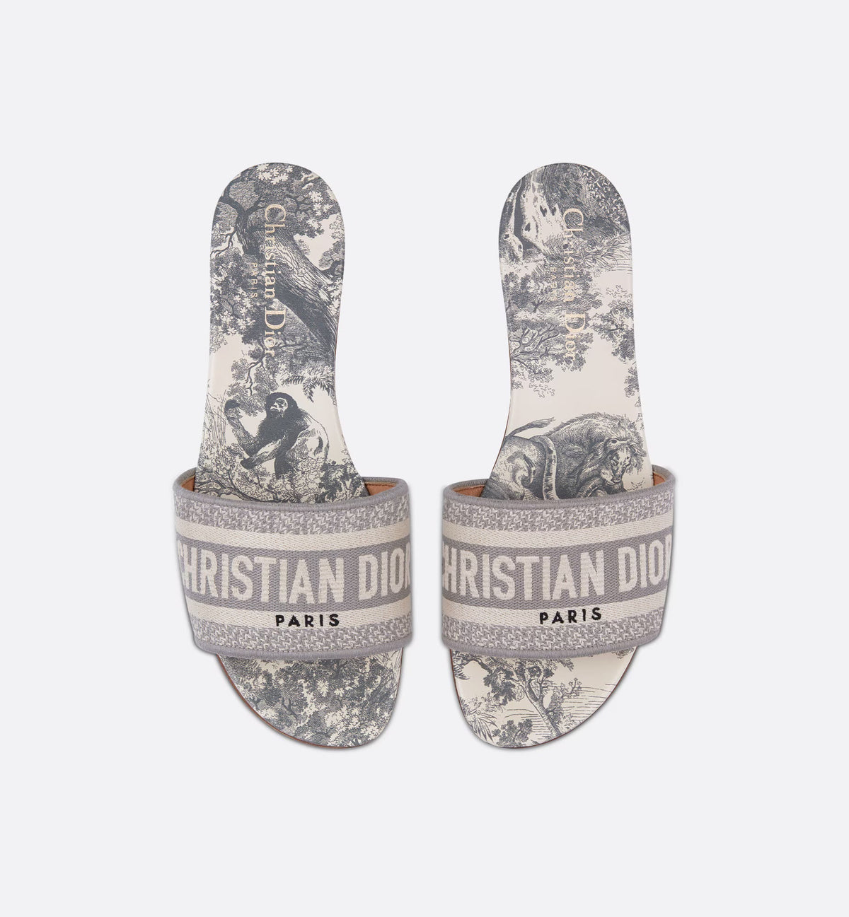 Dway slide – the Dway slide is an emblematic and timeless style featuring the House’s iconic – LUX VERSE Luxury Designer Fashion Outlet