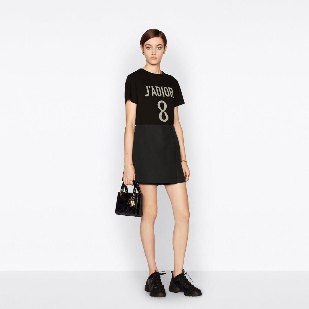 J'Adior 8 T-Shirt – crafted in cotton and linen jersey, it features a crew neck and a casual fit that – LUX VERSE Luxury Designer Fashion Outlet