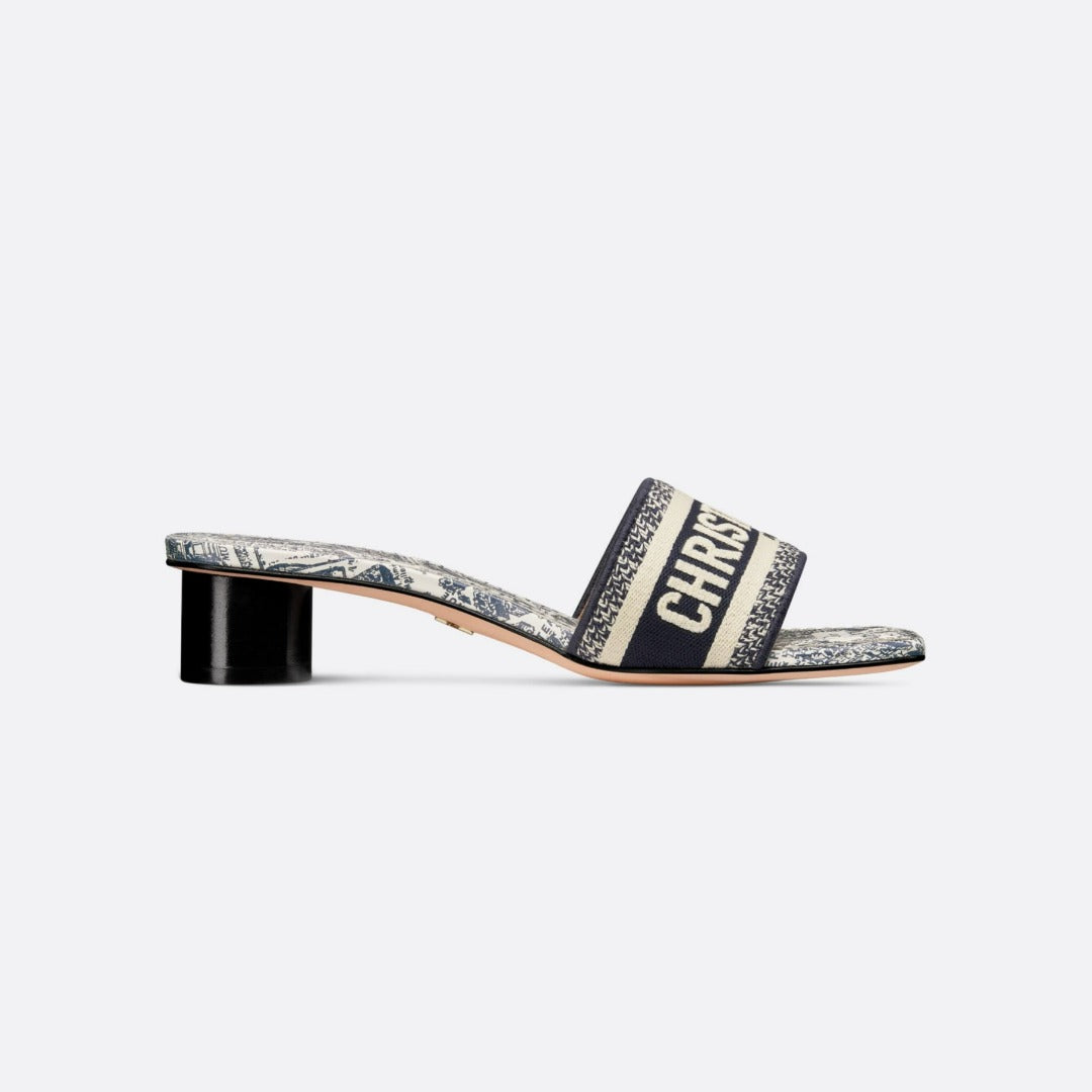 Knitted Beach Womens Sandals Slippers – the Dway heeled slide showcases the Plan de Paris motif, inspired by House archives – LUX VERSE Luxury Designer Fashion Outlet