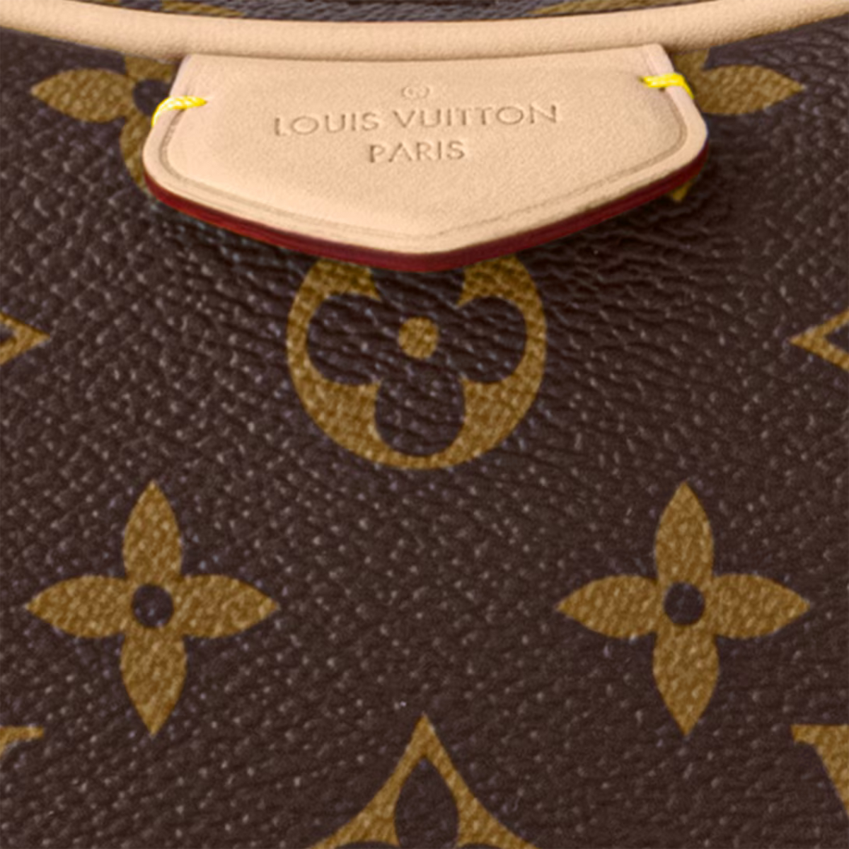 Croissant MM – thanks to its removable and adjustable strap, this versatile bag can be worn – LUX VERSE Luxury Designer Fashion Outlet