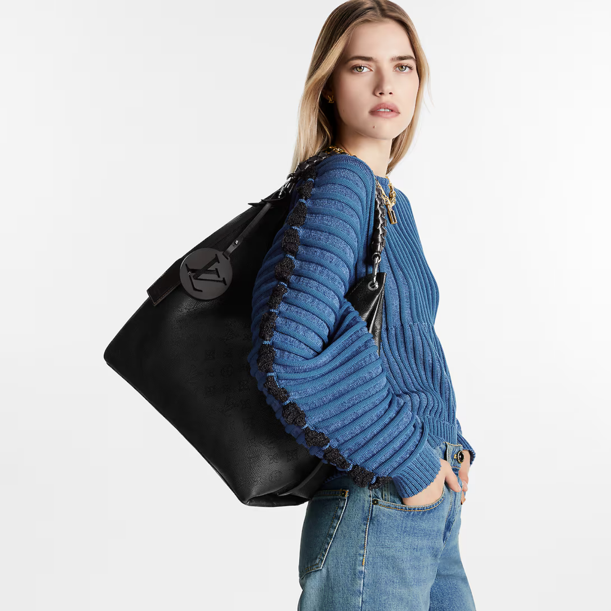 Carmel Calf Leather – the Carmel hobo bag is a spacious, lightweight style in Mahina calf leather – LUX VERSE Luxury Designer Fashion Outlet
