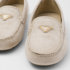 Suede driving loafers – these driving loafers with timeless charm have a sleek silhouette, an expression – LUX VERSE Luxury Designer Fashion Outlet