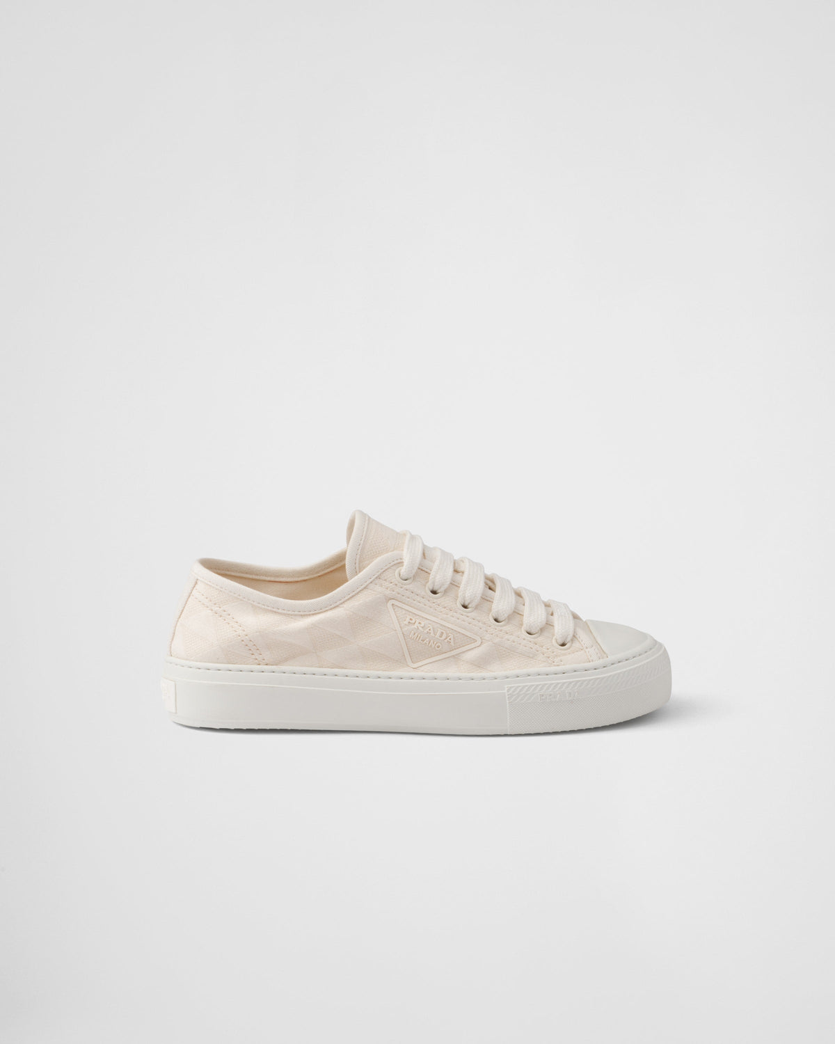 Fabric sporty sneakers – these fabric sneakers with a sporty design and clean, classic lines are defined – LUX VERSE Luxury Designer Fashion Outlet