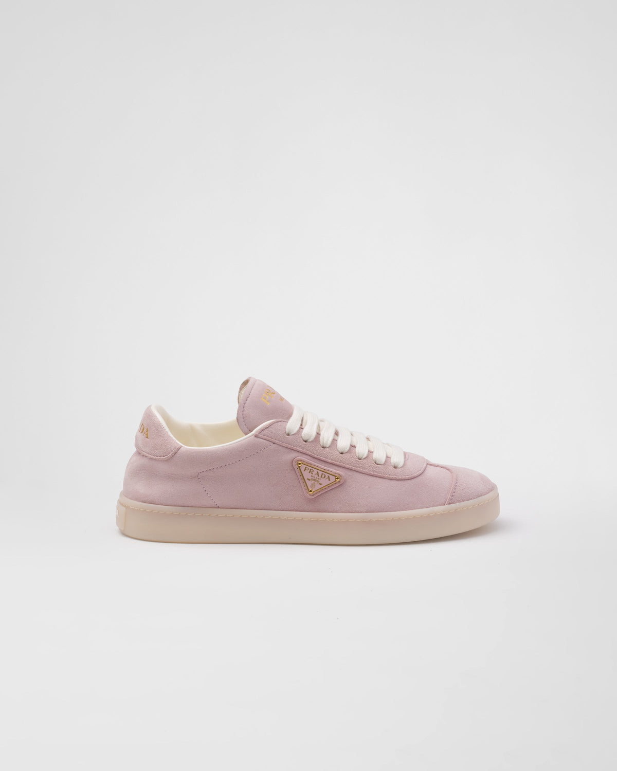 Suede sporty sneakers – these sneakers with a sleek design reinterpret a sporty silhouette with retro charm – LUX VERSE Luxury Designer Fashion Outlet