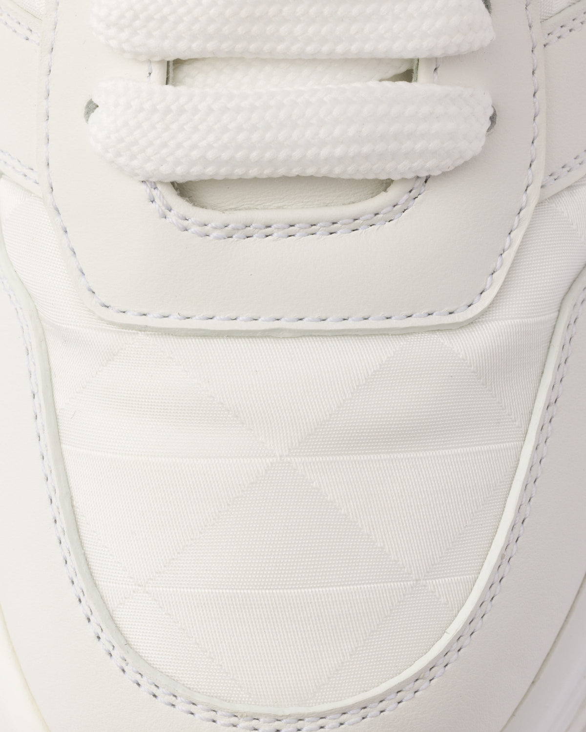 PRAX 01 Re-Nylon sneakers – pRAX 01 sneakers combine a contemporary design with emblematic materials and details – LUX VERSE Luxury Designer Fashion Outlet