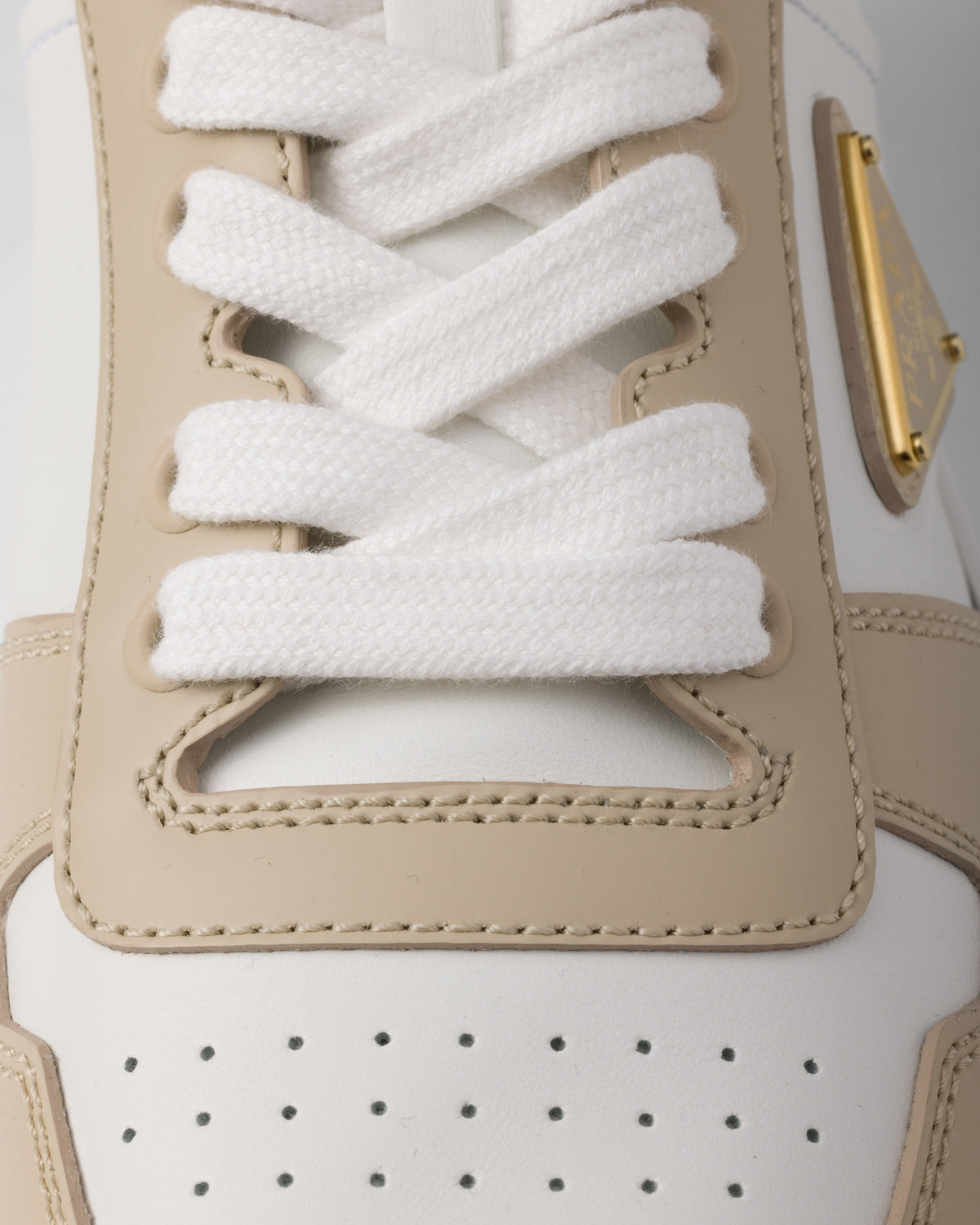 Downtown Bold leather sneakers – different interpretations of the logo decorate the shoe, completed with the iconic – LUX VERSE Luxury Designer Fashion Outlet