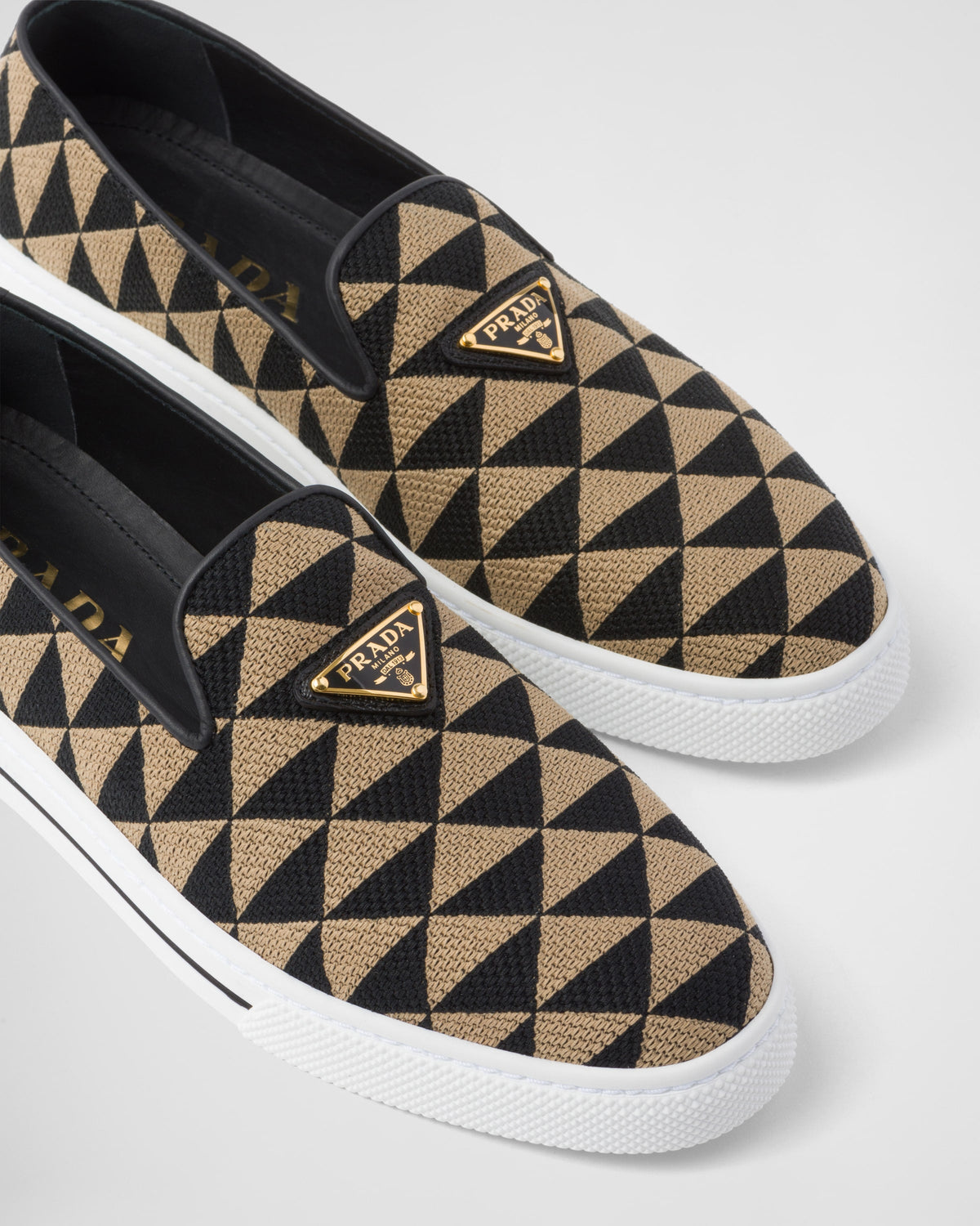 Embroidered fabric slip-on shoes – enameled metal triangle logo Leather lining 25 mm rubber sole Removable – LUX VERSE Luxury Designer Fashion Outlet