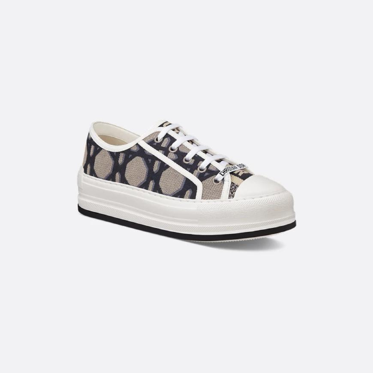 Platform Sneakers Macrocannage Motif – the Walk'n'platform sneaker enhances the line with a modern creation – LUX VERSE Luxury Designer Fashion Outlet
