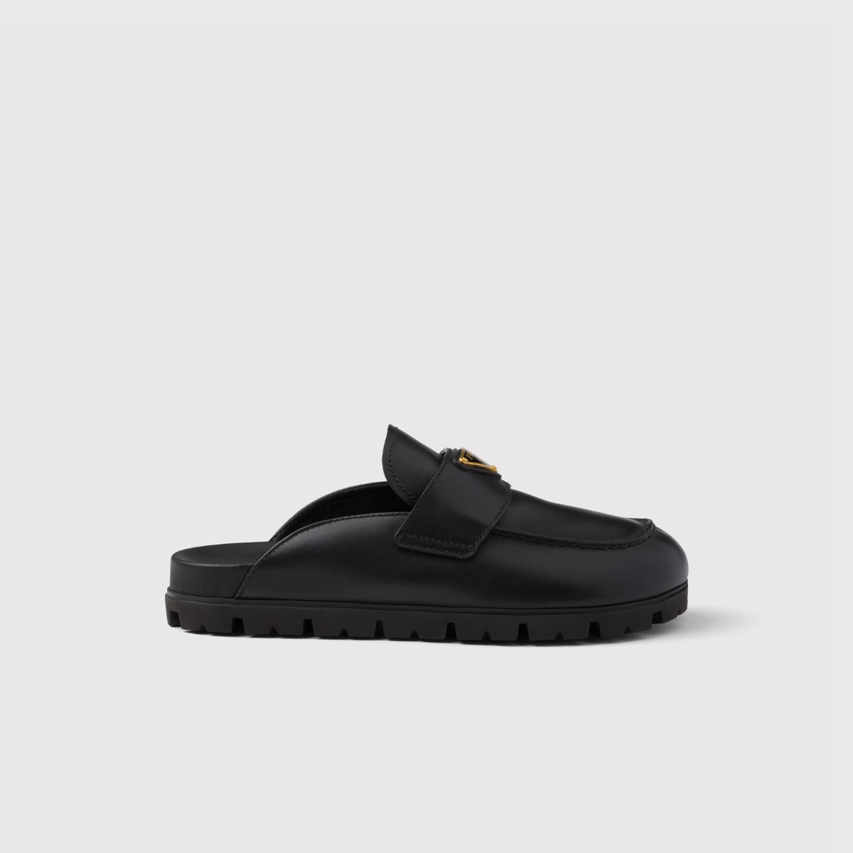 Leather mules – these mules with a hybrid design blend a contemporary silhouette and details – LUX VERSE Luxury Designer Fashion Outlet
