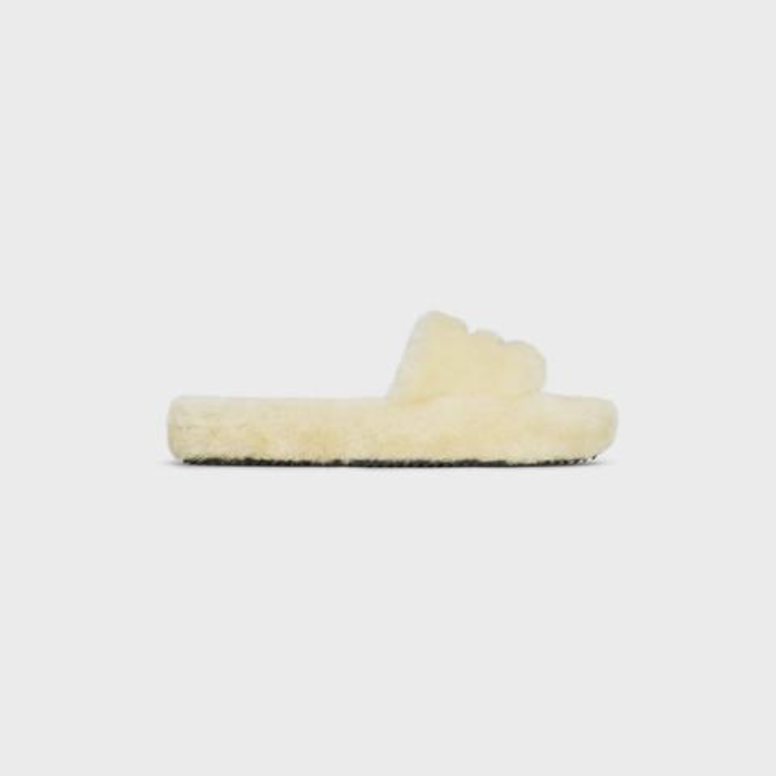 FUR SLIDES in Shearling – 100% Shearling100% Shearling Lining0.2 IN (5 MM) heelROUND TOE SHAPETRIOMPHE – LUX VERSE Luxury Designer Fashion Outlet