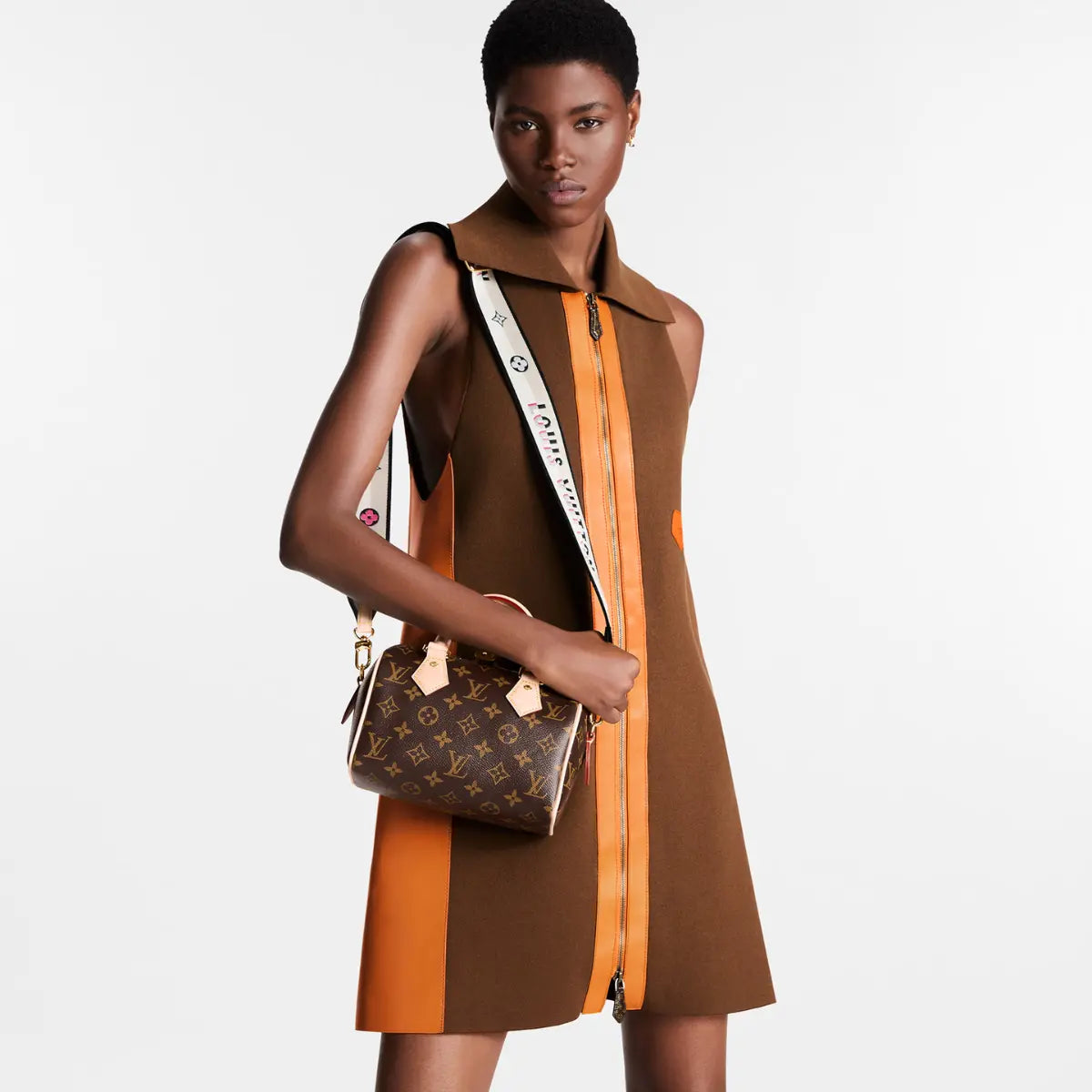 Speedy Bandoulière – in addition to the rolled leather top handles, there’s a wide detachable – LUX VERSE Luxury Designer Fashion Outlet
