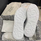 Oversized weiße Tab-Sneaker