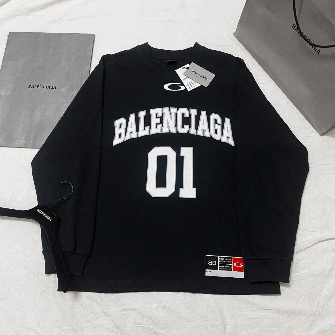 Schwarzes Langarmtrikot mit Nummer – Herren