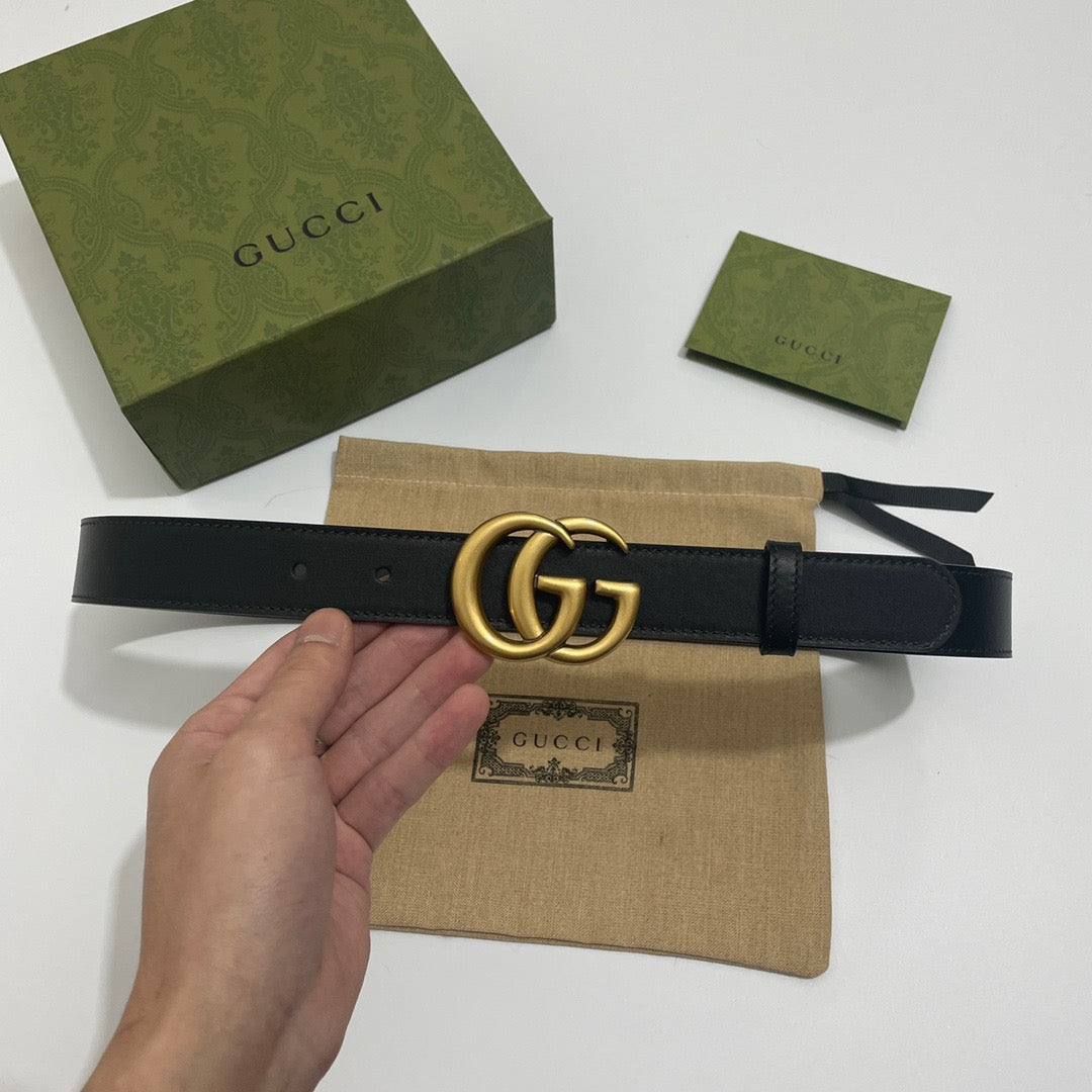 Doppel-G-Gürtel mit Goldschnalle