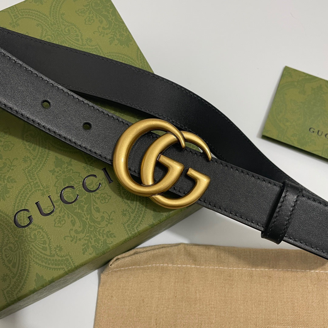 Doppel-G-Gürtel mit Goldschnalle