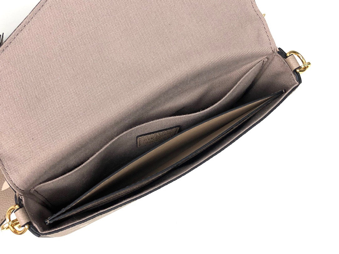 Braune Brieftasche