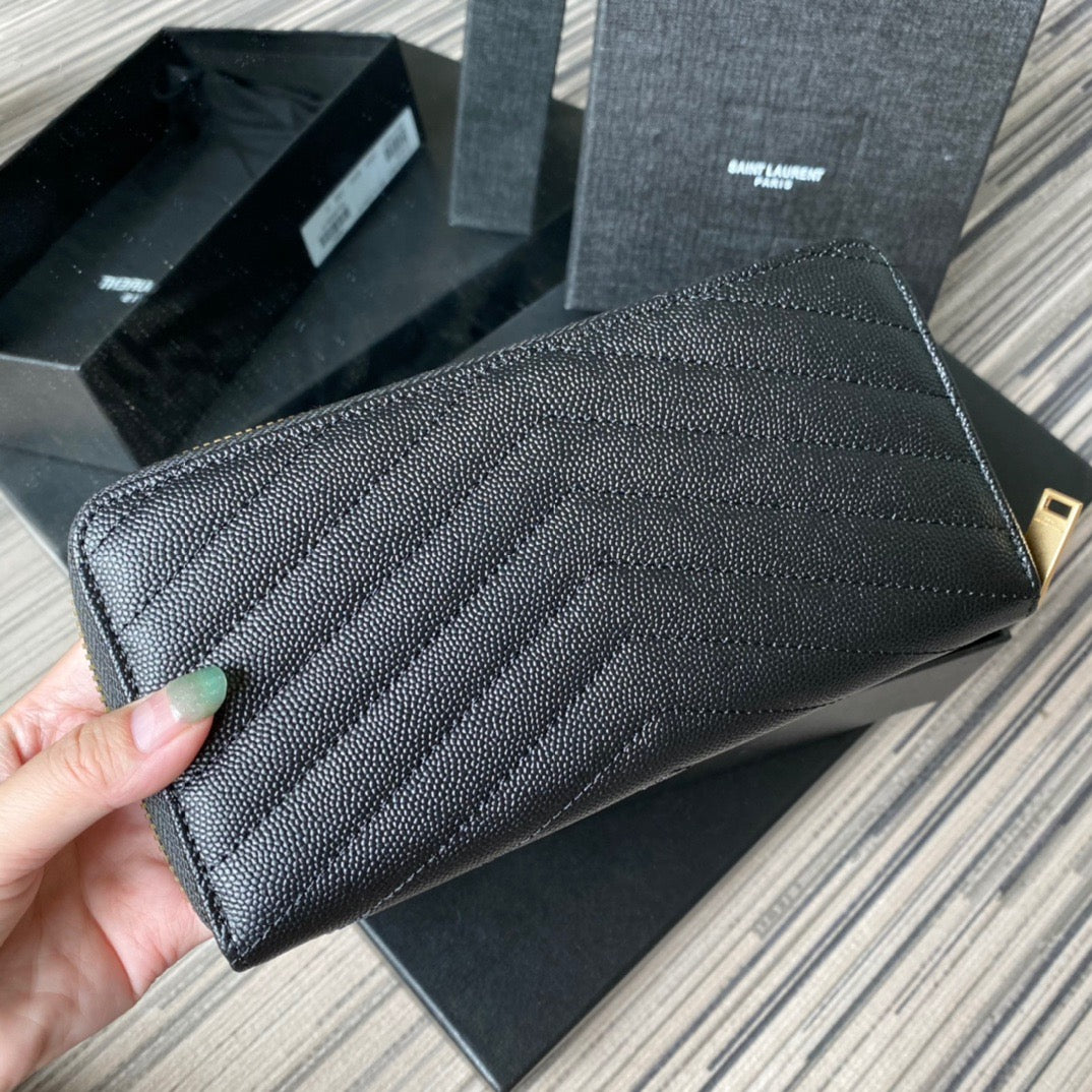 And Black Shoulder Bag