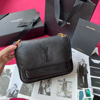 Niki Grained Flap Schultertasche