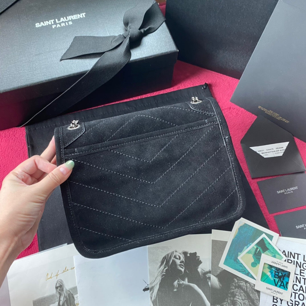 Niki Chevron Shoulder Bag