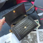 Kate Schultertasche mit Krokoprägung