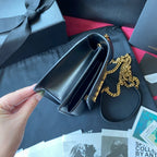 Kate Schultertasche mit Krokoprägung