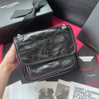 Niki geraffte Schultertasche