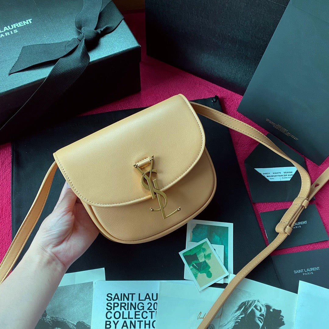 Kate Smooth Shoulder Bag