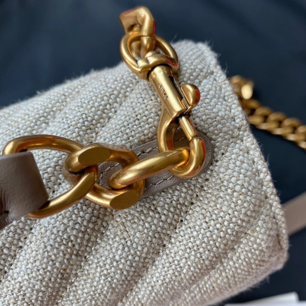 Goldene Umhängetasche