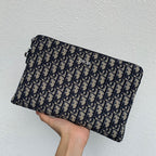Mehrfarbige Clutch