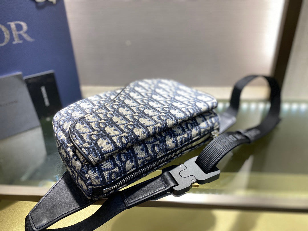 Mehrfarbige Gürteltasche