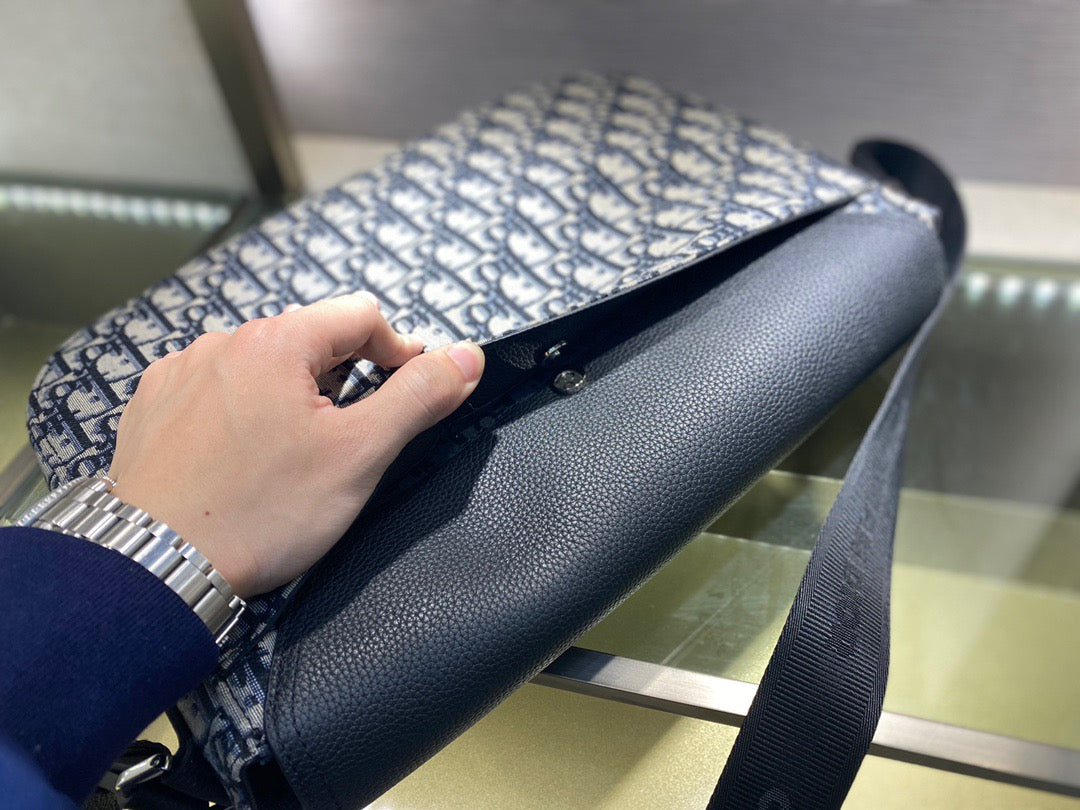 Multicolour Crossbody Bag