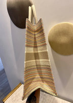 Mehrfarbige Tragetasche