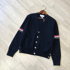 Marineblauer Cardigan mit Ärmelstreifen aus Wolle – Herren