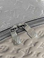 Schwarz-grauer Rucksack
