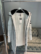 Weißer und brauner Parka – Herren