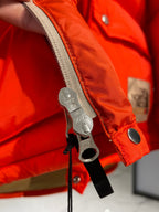 Weiß-rote Pufferjacke für Herren