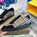 Schwarzer Canvas-Sneaker mit Karomuster – Herren