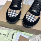 Schwarzer Canvas-Sneaker mit Karomuster – Herren