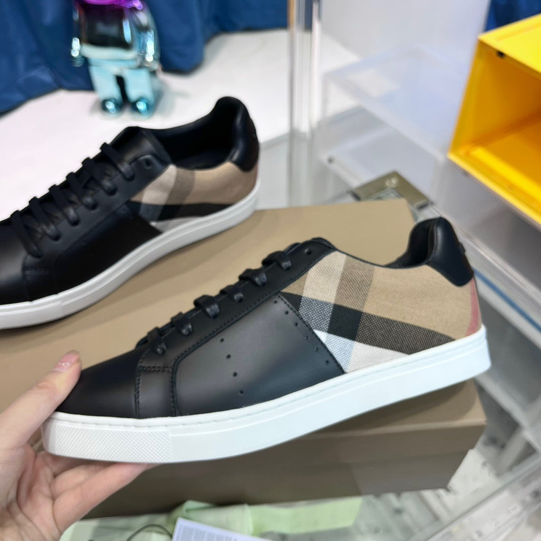 Schwarze Leder-Low-Top-Sneaker mit Kontrastsohle – Herren