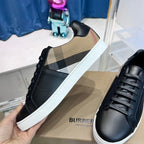 Schwarze Leder-Low-Top-Sneaker mit Kontrastsohle – Herren
