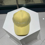 Mehrfarbige Kappe