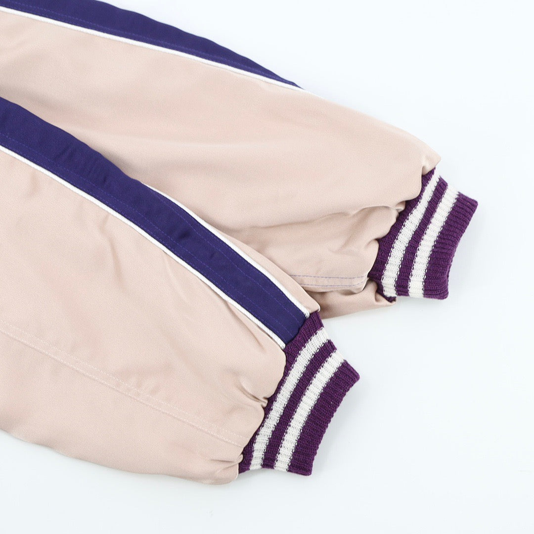 College-Jacke für Herren – Lila Wolle mit Ärmeln in Kontrastfarbe