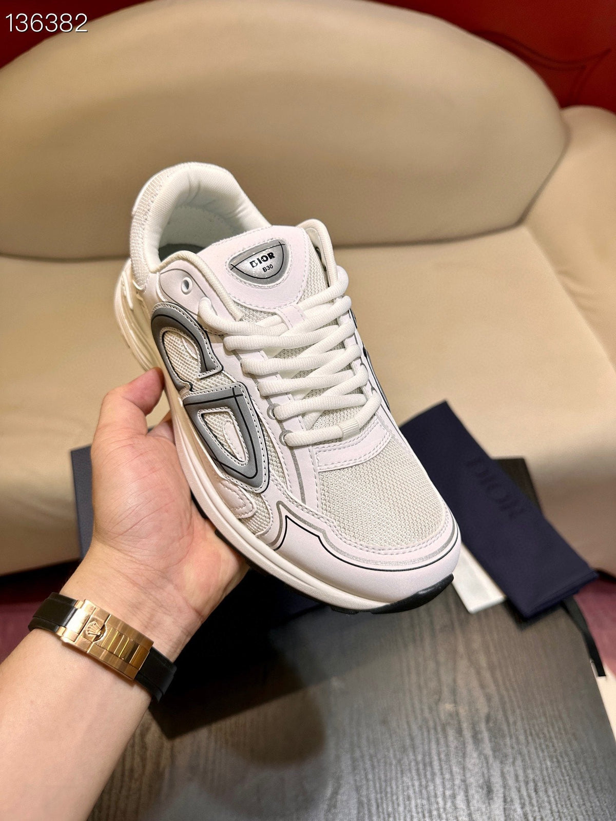 Mehrfarbige Turnschuhe