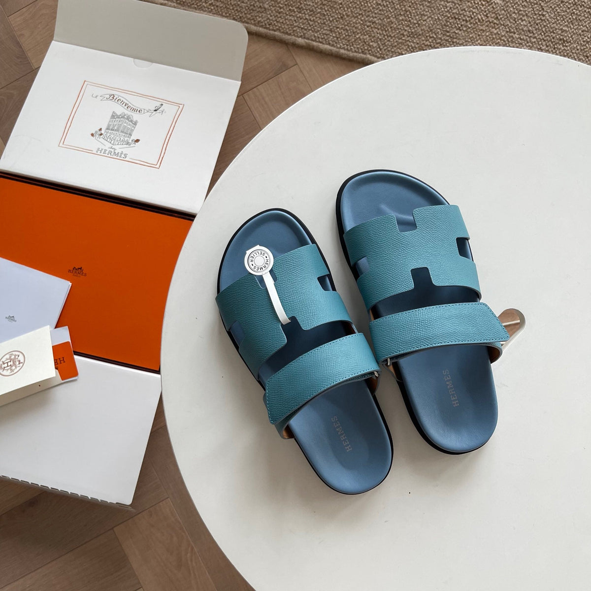 Multicolour Slides
