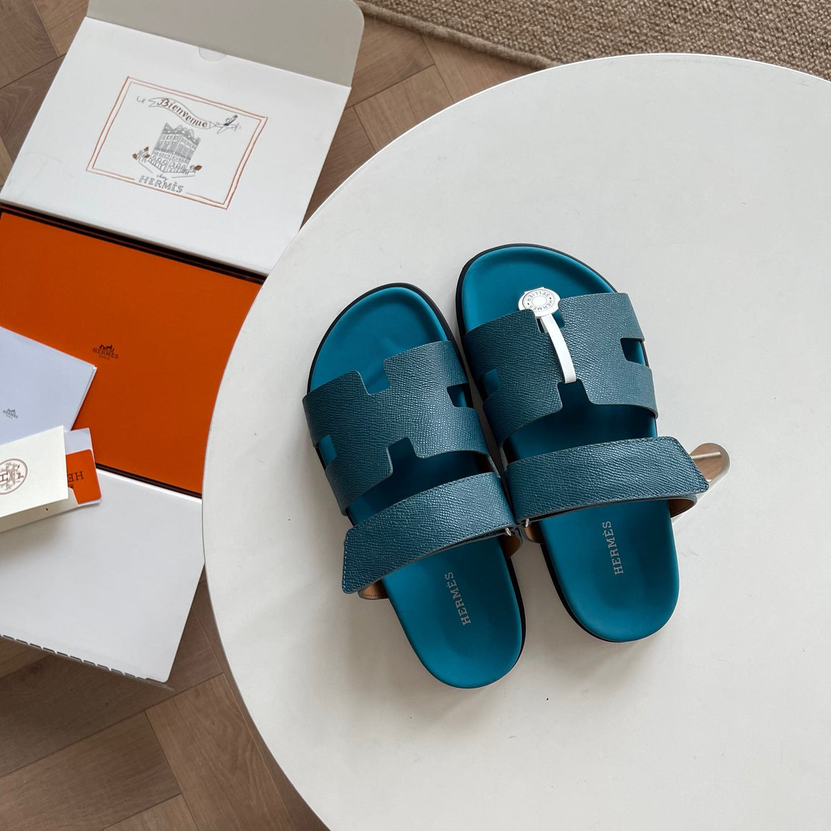 Multicolour Slides