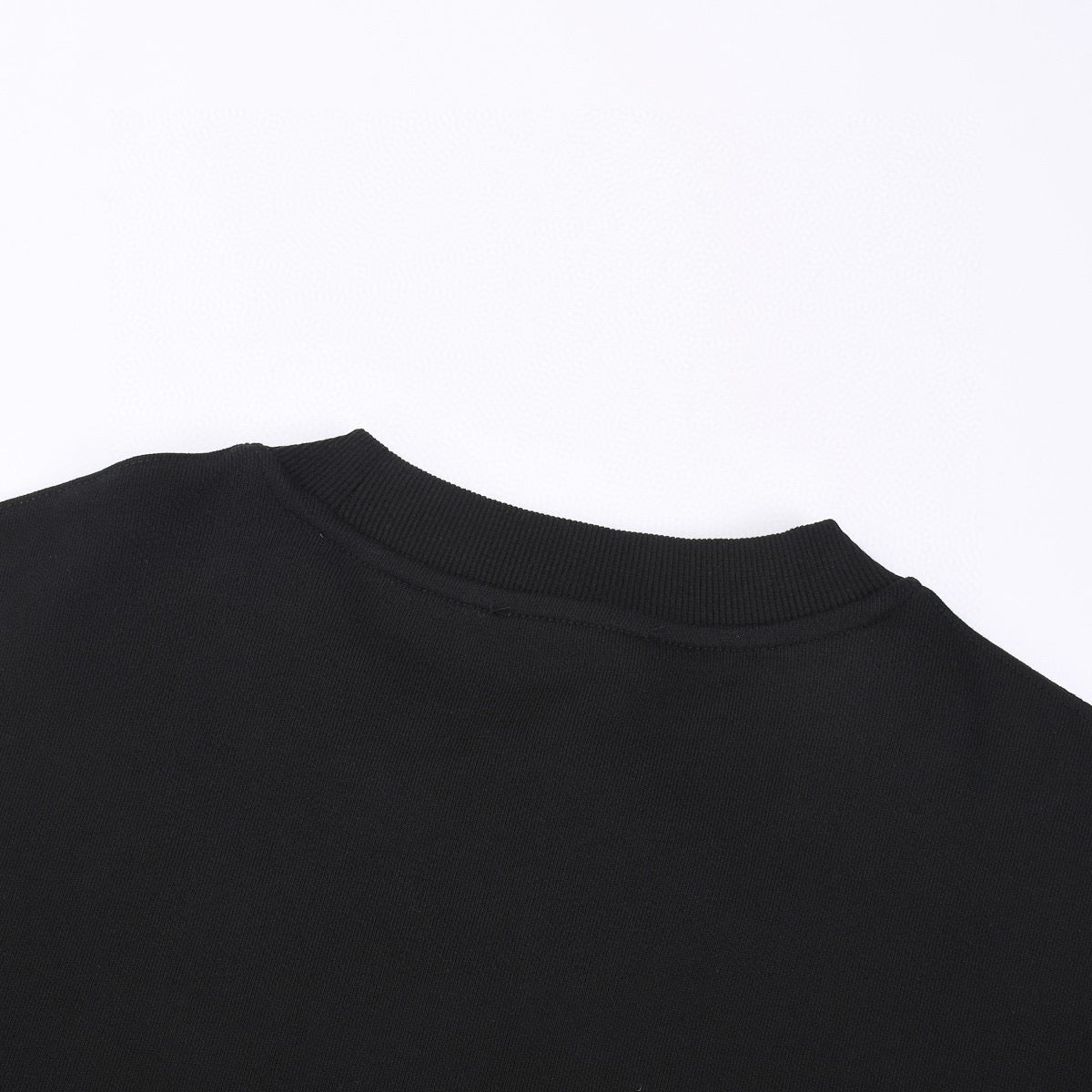 Schwarzes Baumwoll-Rundhals-Sweatshirt mit Dreieckslogo – Herren