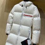 Daunenjacke in Weiß und Grau – Damen