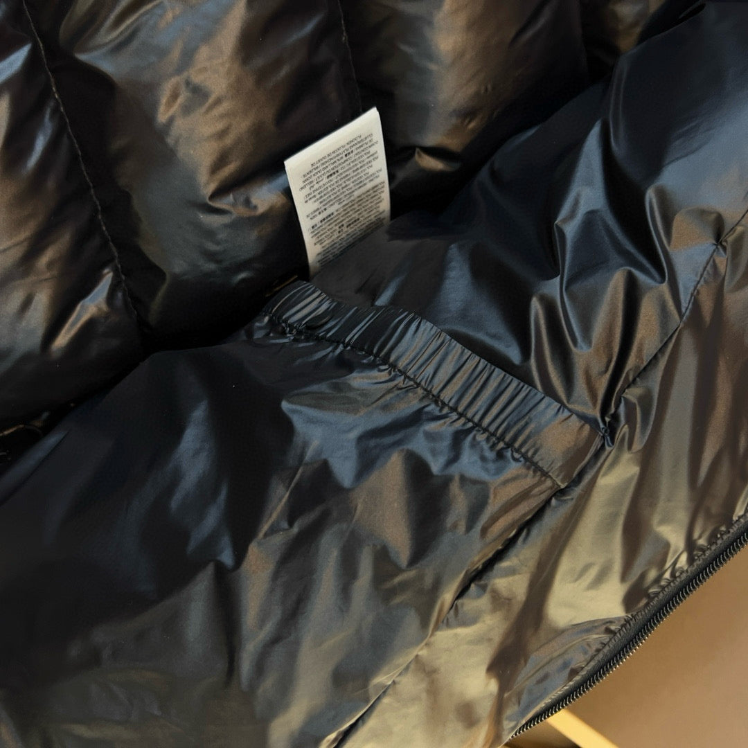 Schwarze Steppjacke – Herren